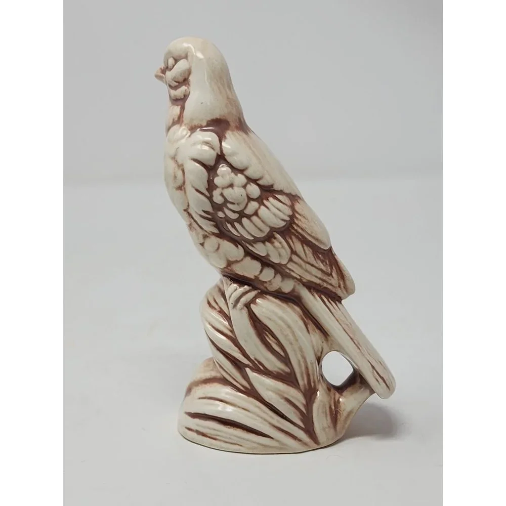Red Barn Ceramics Brown And White Bird Figurine‎ Signed By Betty